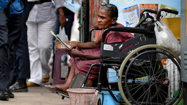 නිලධාරිවාදය නිසා අස්වැසුම අඩපණ වෙයි!