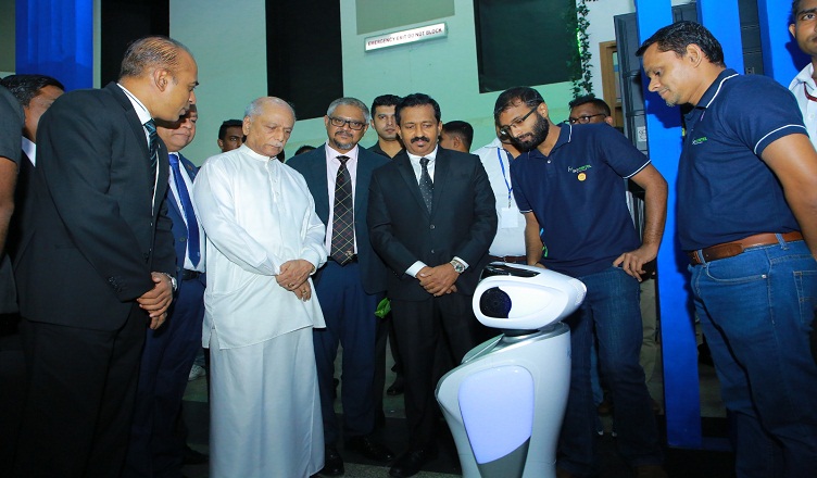 ඉංජිනේරුවන් සහ තාක්ෂණවේදීන්ගෙන් අගමැති කළ ඉල්ලීම!