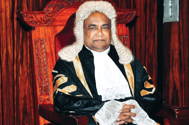 ඩයනා – රෝහණ , සුජිත් මන්ත්රී ගැටුම විමර්ශනයට නි/ කථානායක ප්රධානත්වයෙන් කමිටුවක්