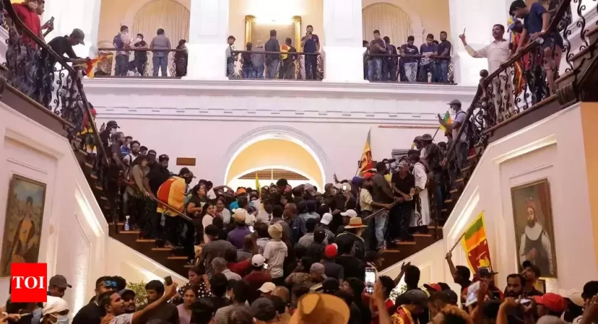 ජනාධිපති මන්දිරයේ තිබී අරගලකරුවන්ට අසු වූ සල්ලි ගැන ඉදිරි ක්රියාමාර්ග නැහැ!!