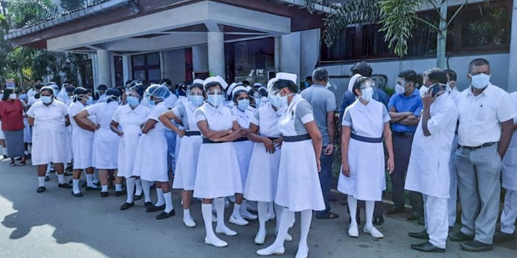 රජයේ හෙද නිලධාරීන් අද දීප ව්‍යාප්ත වර්ජනයක