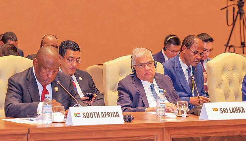 තාක්‍ෂණික බෙදීමෙන් හා අවි භාවිතයෙන් – ලෝකයේ රටවල් අතර ගැඹුරු අසමානතාවක් නිර්මාණය වෙලා…