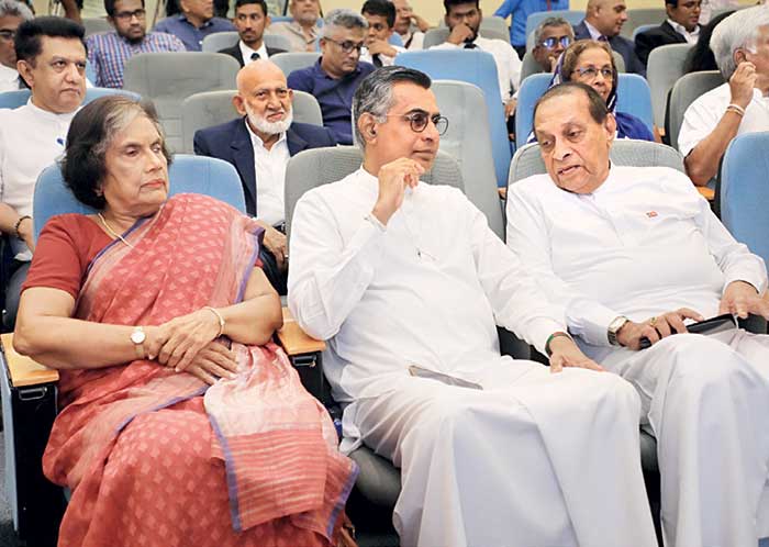 රට මුදාගන්න මම කැපවෙනවා – ප්‍රතිපත්ති ප්‍රකාශය එළිදක්වමින් පාඨලී කියයි…