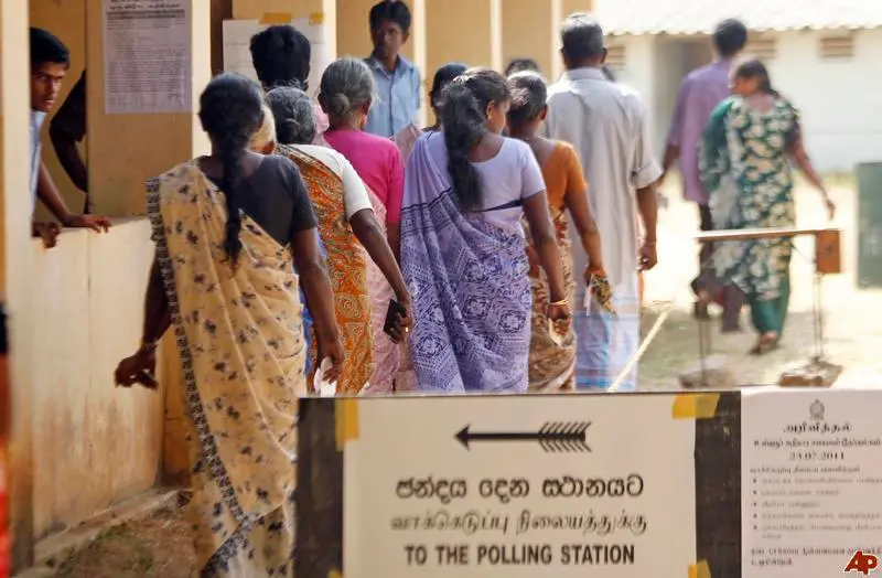 යුද-දේශපාලනික පසුබිම තුළ මුලින් එන්නෙ මොන ඡන්දෙද?