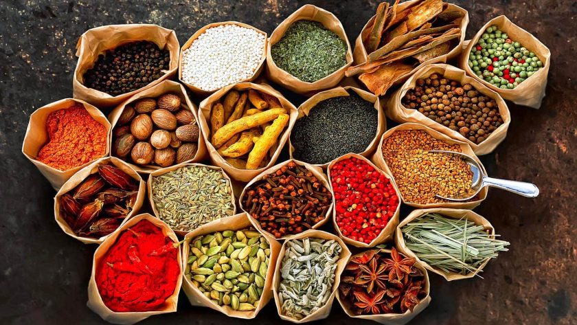 කුළුබඩු ප්‍රතිඅපනයනයට අවසර දුන් ගැසට්ටුව අත්හිටුවයි…