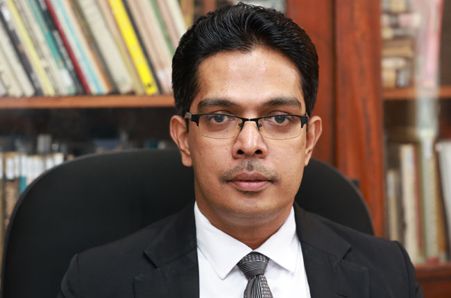 පුවත්පතකට වගකීමෙන් තොරව වැඩ කරන්න බැහැ…