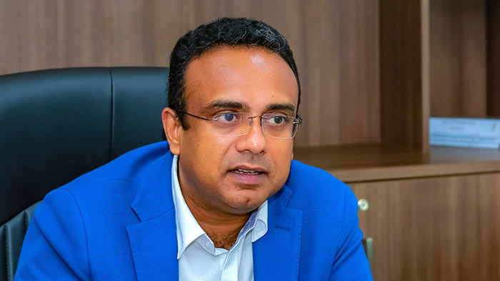 අවුරුදු 55 සපිරුණු සියලු ශ්‍රමිකයන්ට සමාජ ආරක්ෂණ ප්‍රතිලාභයක්  – යෝජනාවට කැබිනට් අනුමැතිය හිමිවේ