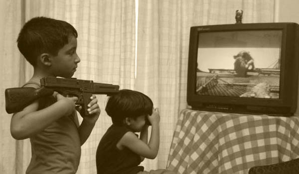 Children's mind-numbing media use