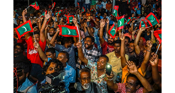 Maldives economic crisis intensifies - investors pull out