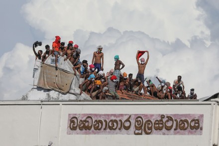 සිරකරුවෝද මනුෂ්‍යයෝය