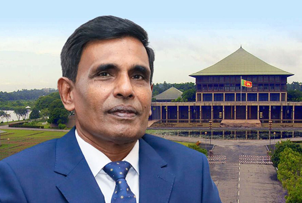 ගතවූ මාස 10ට පොලීසියේ 350ක වැඩ තහනම්