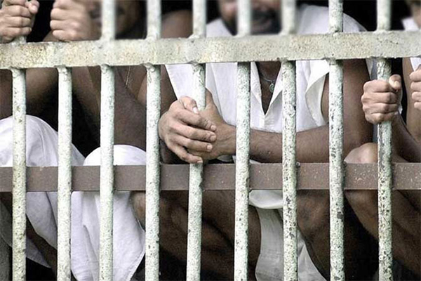 බන්ධනාගාර තදබදය අවම කිරීමට පිළියමක් වශයෙන් නිවාස අඩස්සි ක්‍රමවේදය ඉදිරියේ දී