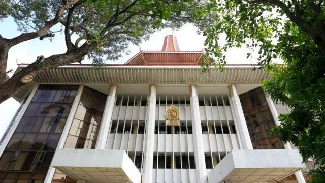 මූලික අයිතිවාසිකම් නඩු තොග ගණනින් ප්‍රතික්ෂේප වන තත්වයක් ඇතිවෙලා!
