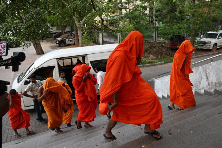 මත්ද්‍රව්‍ය චෝදනා මත අත්අඩංගුවට ගත් චීවරධාරීන් 22 දෙනා දින 7ක් රඳවාගෙන ප්‍රශ්න කිරීමට නියෝග!