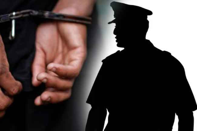 කළුතර විශේෂ අපරාධ විමර්ශන ඒකකයේ පොලිස් පරීක්ෂකවරයෙකු අල්ලස් ගැනීමේ දී අත්අඩංගුවට!
