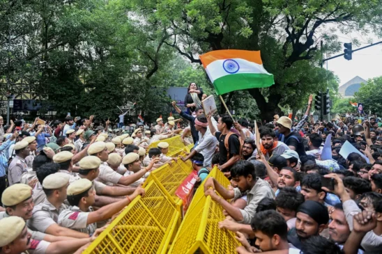 india cockroach protest